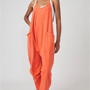 Hot Shot Slouch-Onesie in Mandarin Red, Adorable! Medium (Tags Removed)